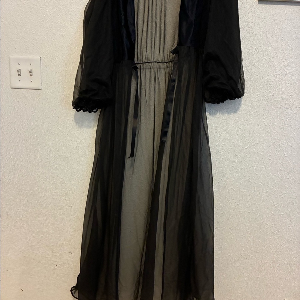 Elegant Black Sheer Vintage Robe